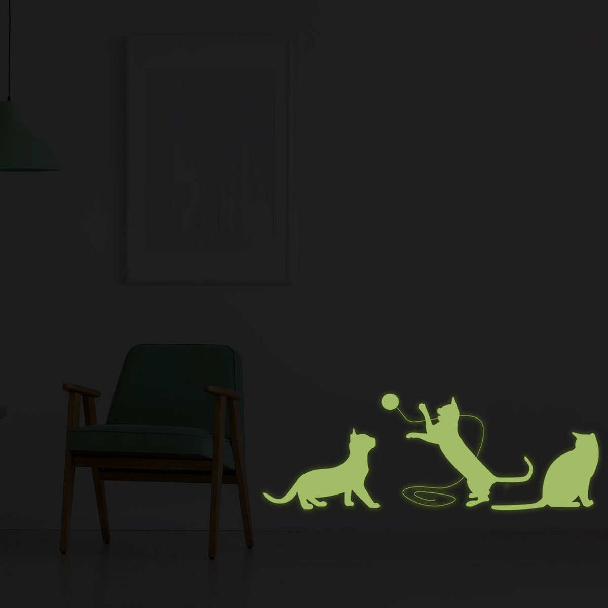 Additional product detail of Glow In Dark Big Cat Wall Sticker.